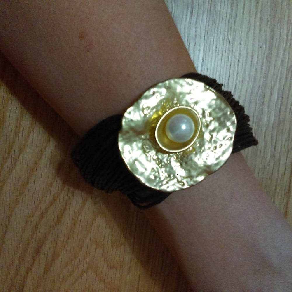 Gold, Pearl & Black Leather Bracelet